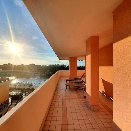 Aparthotel Capitol Grado Esterno foto