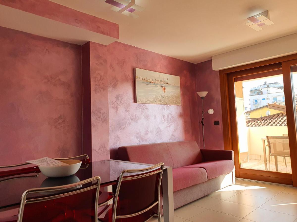 Aparthotel Capitol Grado Esterno foto