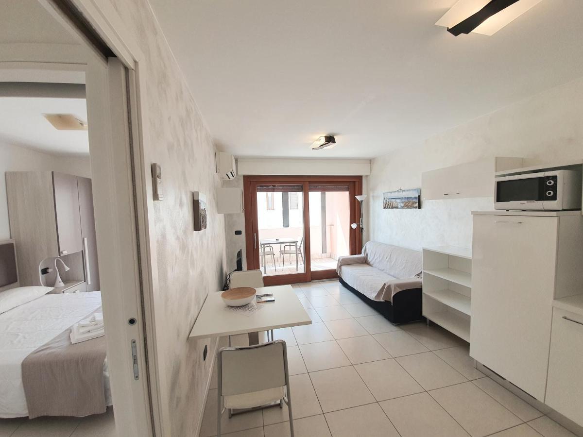 Aparthotel Capitol Grado Esterno foto