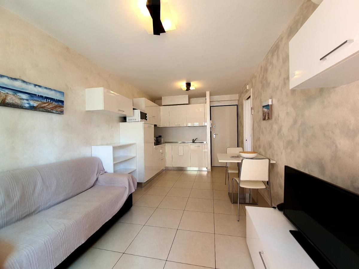 Aparthotel Capitol Grado Esterno foto