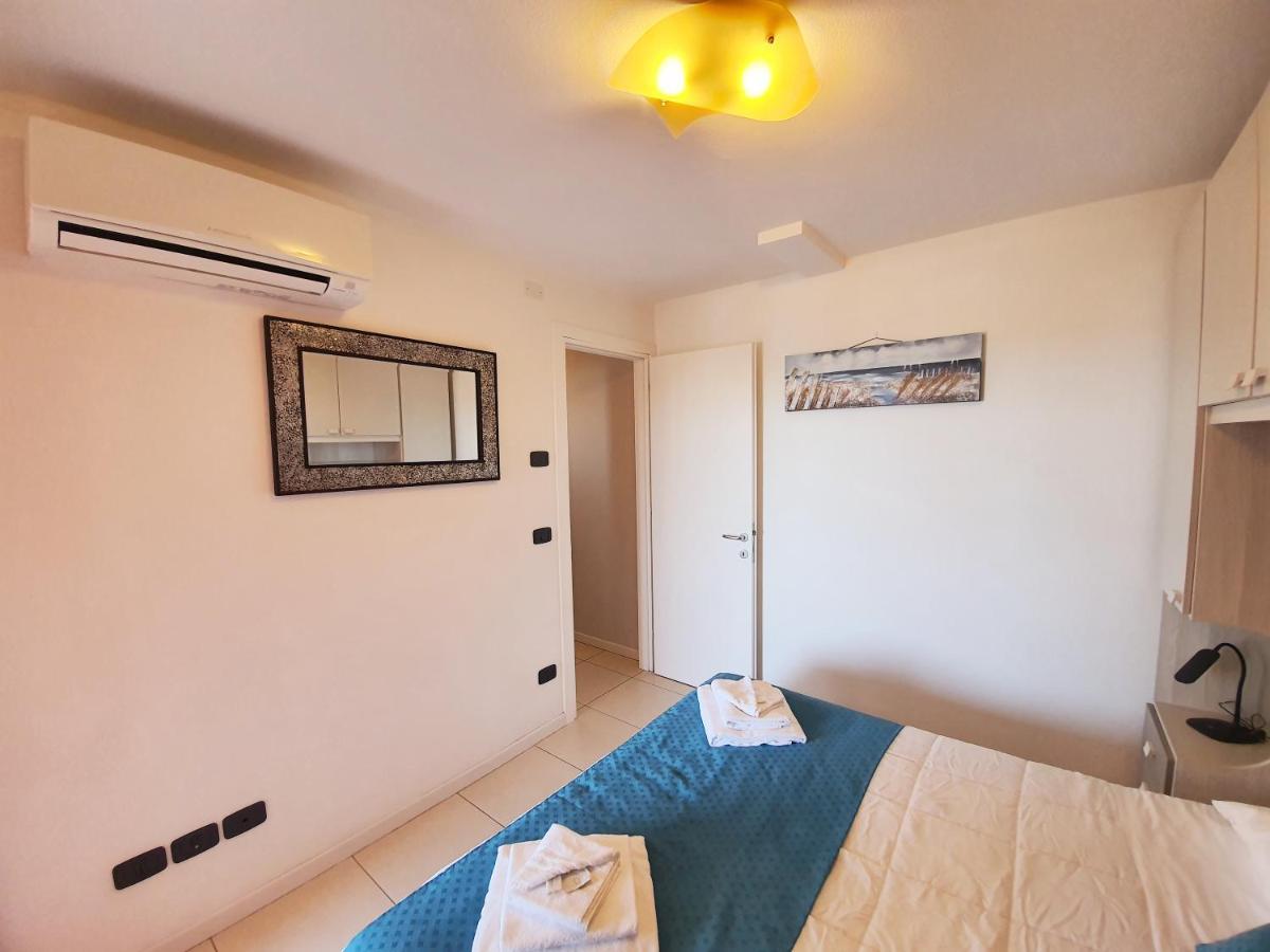Aparthotel Capitol Grado Esterno foto