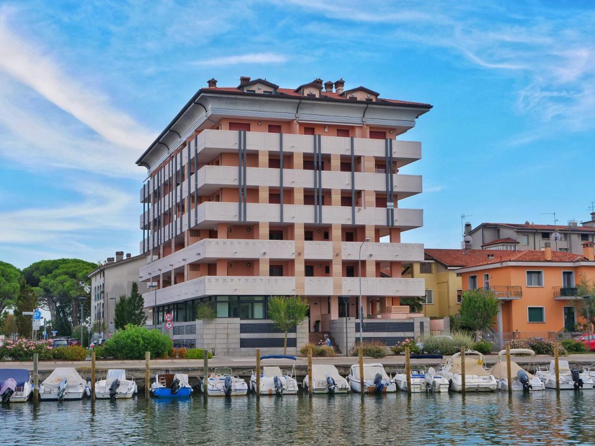 Aparthotel Capitol Grado Esterno foto