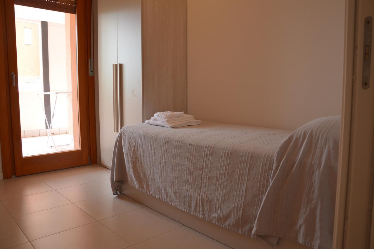 Aparthotel Capitol Grado Esterno foto